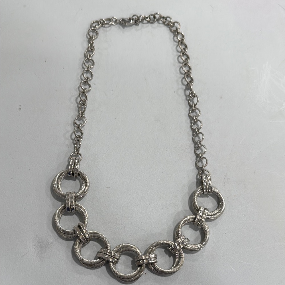 Elegant Silver Chain Link Necklace